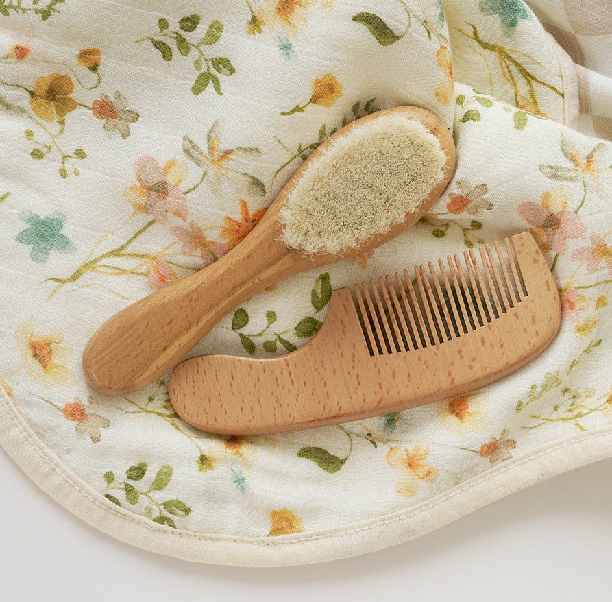 Baby care set with burp cloths, wooden brush and comb NZ