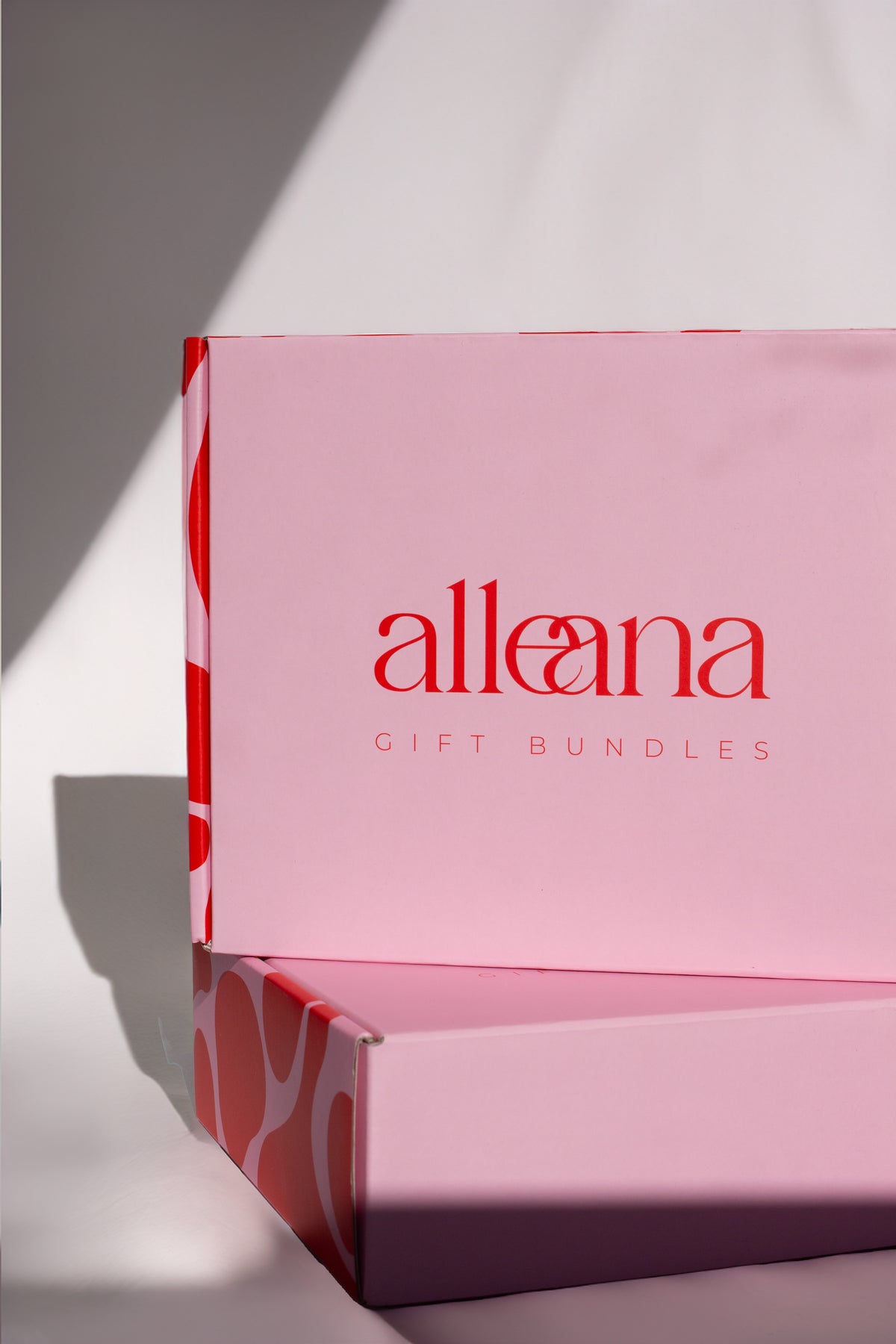 The Alle Ana signature gift box